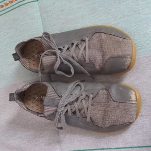 Vivobarefoot Primus Knit WMK Shoes Size: 40 (EU) 9W/7M(US)